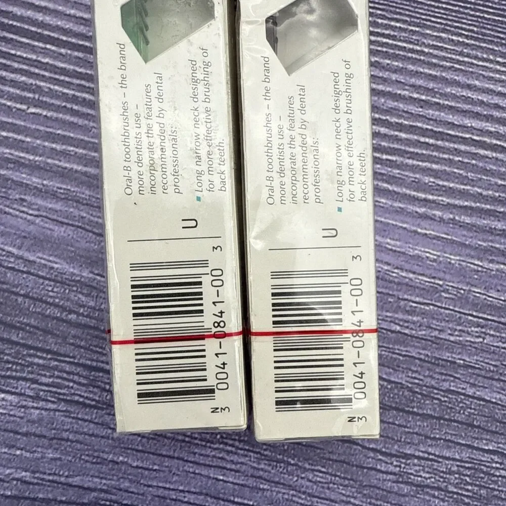 2 LOT VTG Oral B 40 Soft Angle Toothbrush Indicator Bristles Made in USA 1993